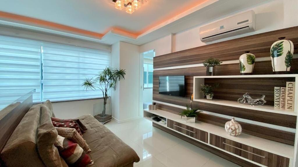 Solar Das Ilhas - Aconchegante Apartamento Na Linda Praia De 4 Ilhas Bombinhas Exterior foto