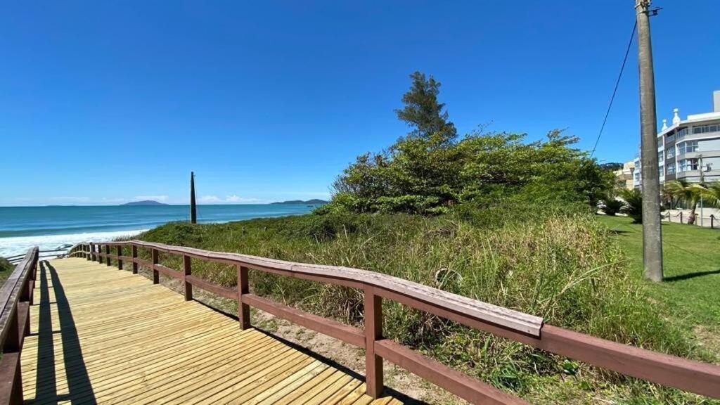 Solar Das Ilhas - Aconchegante Apartamento Na Linda Praia De 4 Ilhas Bombinhas Exterior foto